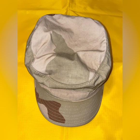 2 US Military Style Utility Cap Size Medium
(7.25) and XL New Desert Ca… - Picture 6 of 6